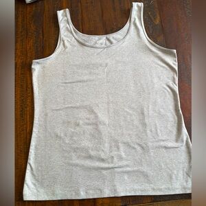 Duluth Trading Company No Yank Plushcious Tank
